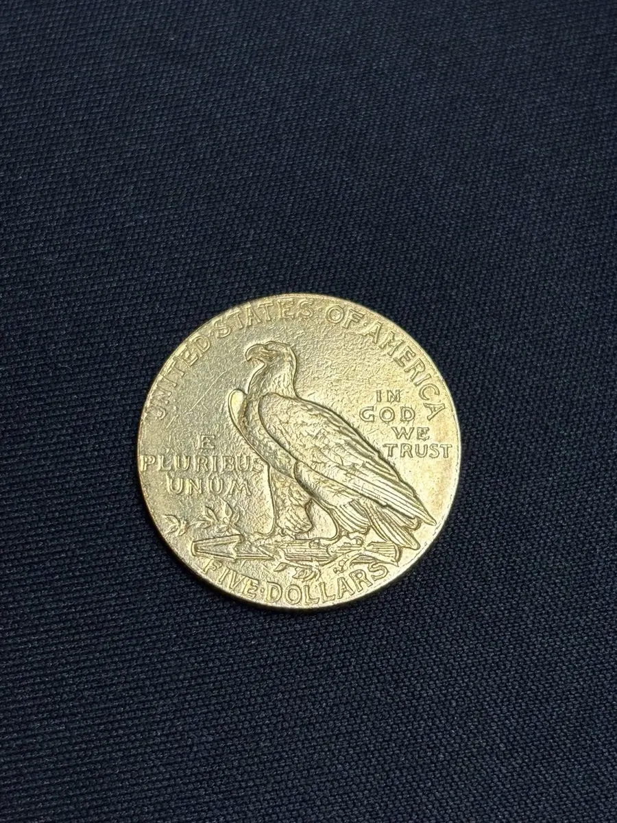 Pièce de 5 dollars or américaine à l’aigle